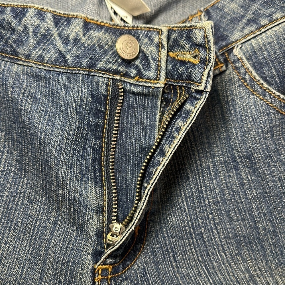 Lilly Pulitzer Women’s Size 8 Embroidered Jeans w Embroidered Parrots and Flower - Picture 6 of 12